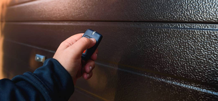automatic door opener with remote control in Sonoma
